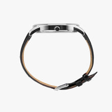 Load image into Gallery viewer, Instafamous Wide lightbulb Quartz watch
